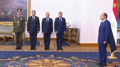 الرئيس السيسي يستقبل الوزراء لأداء اليمين الدستورية 