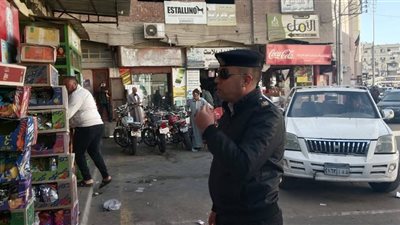 حملات مكثفة لفتح الشوارع أمام المارة وتيسير الحركة المرورية في دمياط
