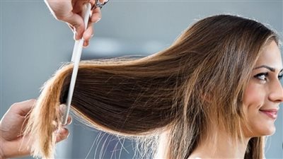 هل قص الشعر يجعله ينمو أسرع؟ الحقيقة العلمية التي تنسف هذه الفكرة الشائعة