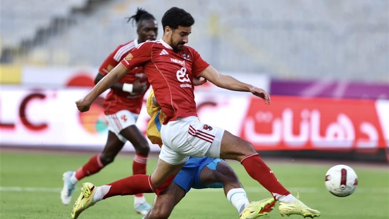 الأهلي والإسماعيلي