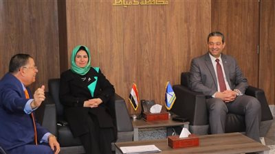محافظ دمياط يلتقي مجلس مستثمري دمياط الجديدة لتحقيق التنمية المستدامة