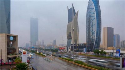 طقس السعودية اليوم.. فرص سقوط أمطار ورياح نشطة وأتربة وغبار