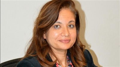 قبل توليها رئاسة الأكاديمية.. وداع دافئ لرشا صالح في المركز القومي للترجمة 