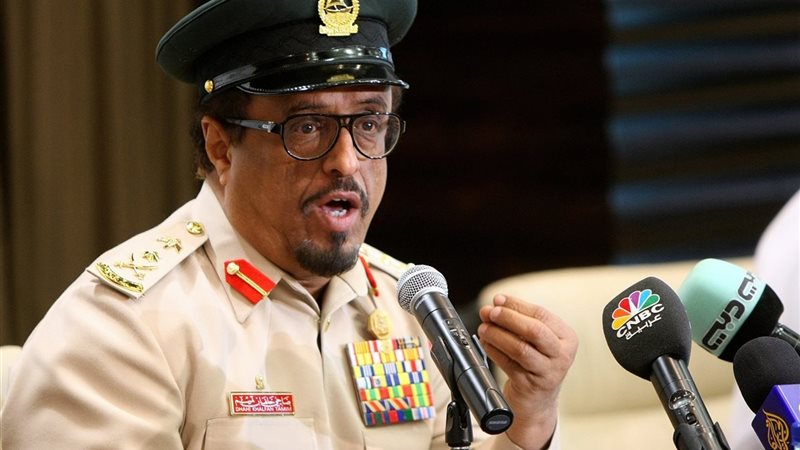 ضاحي خلفان 