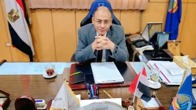 أبو العيص  مديرا