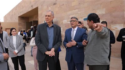أهرامات الجيزة تستضيف معرضًا للحرف التراثية بالمنطقة التسويقية   