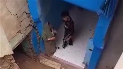 القبض على الشاب المتهم بالاعتداء على والدته بالضرب بسلاح أبيض ببنها