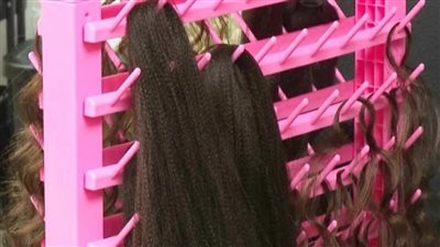 قبل تركيب وصلات الشعر.. هذه المخاطر الصحية التي يجب أن تعرفيها 	
