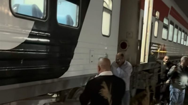 خروج احدي عربيات