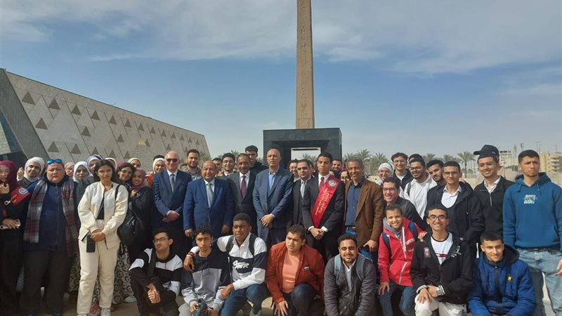 طلاب جامعة القاهرة