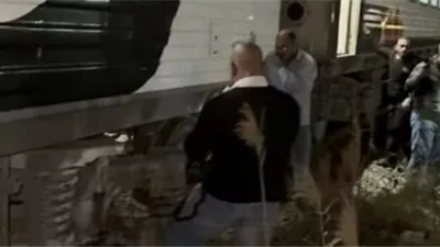 مصرع  سيدة وابنها دهسا تحت عجلات القطار بمنطقة الخطارة بأسوان 