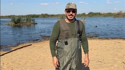 تخطى سعرها الثلاث آلاف.. مصطفى شعبان يرتدي بدلة صيد في ظهور جديد