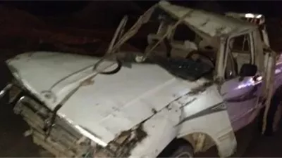 إصابة 16 شخصًا فى انقلاب سيارة ربع نقل بطريق العلاقى بأسوان