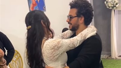 كريم الحسيني يحتفل بحفل خطوبة شقيقته ويهنيها بكلمات راقية |الصور 