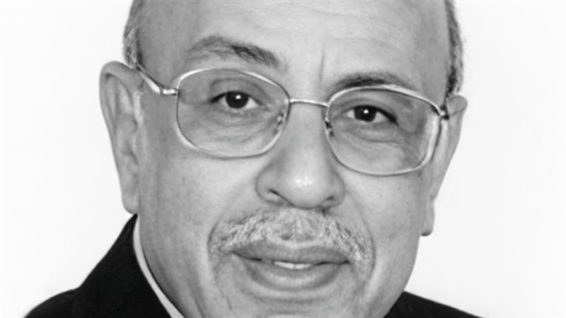 الدكتور مفيد شهاب