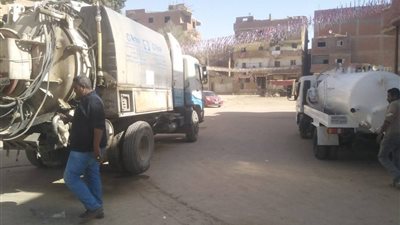 حي الأربعين بالسويس يكثف حملات رفع الإشغالات والنظافة والتصدي للنبيشة