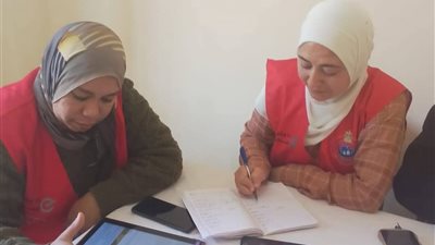 فرق المبادرات الرئاسية تتابع القافلة العلاجية بمسجد أهل بدر بمدينة زويل 