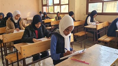 تفاصيل امتحانات شهر مارس لطلاب الصفين الأول والثاني الثانوي 2026