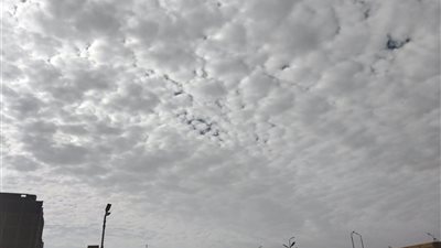 غيوم وشبورة وبرودة في طقس السويس اليوم.. الأرصاد تحذر من أتربة ونشاط رياح