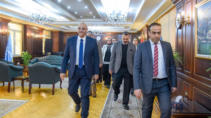 محافظ الإسكندرية