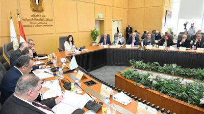 وزيرة الإسكان تترأس عمومية 