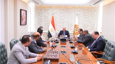 وزير العمل: ماضون بثبات في تطبيق الحريات النقابية وترسيخ مناخ العدالة والتوازن