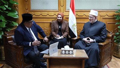 وكيل الأزهر يستقبل كبير وزراء ولاية ملاكا الماليزية لبحث تعزيز التعاون