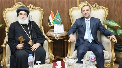 محافظ المنوفية يستقبل الأنبا بنيامين بمكتبه لتقديم التهنئة بتوليه مهام منصبه