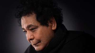 محمد منير يقدم أغنية تتر بداية مسلسل 