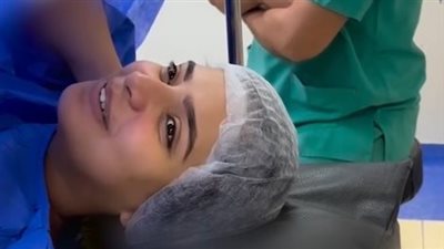 بين الاعجاب والدهشة.. امرأة مصرية تفاجئ طبيبها بغنائها أثناء الولادة