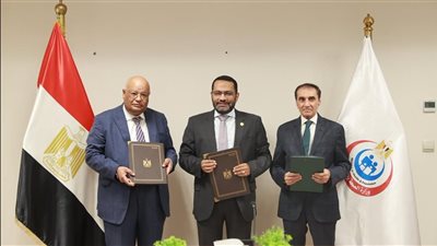 الصحة توقع بروتوكولات تعاون لتعزيز خدمات مرضى الأورام