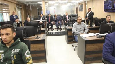 محافظ بني سويف يتابع إجراءات التعامل مع خروج عربة قطار بضائع عن مسارها بمزلقان