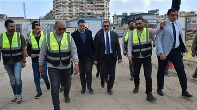 محافظ بورسعيد يتفقد أعمال إنشاء ستاد النادي المصري