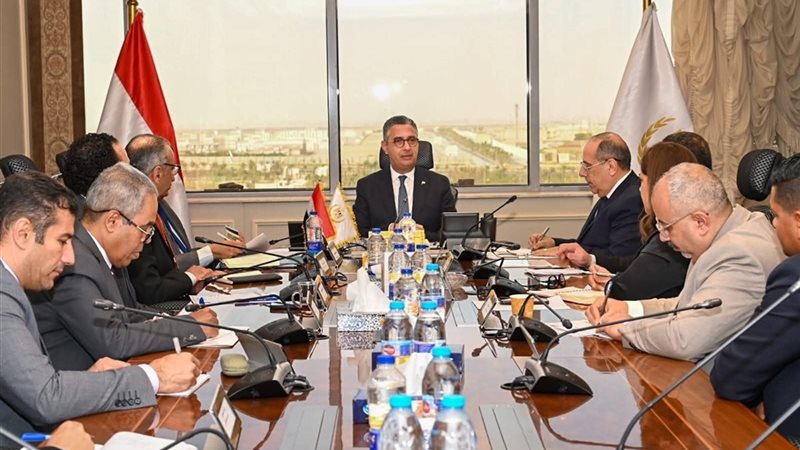وزير التموين 
