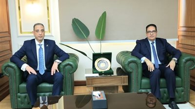 محافظ الجيزة يستقبل رئيس جامعة القاهرة للتهنئة بتوليه المنصب الجديد