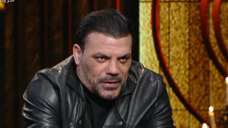 عمرو زكي