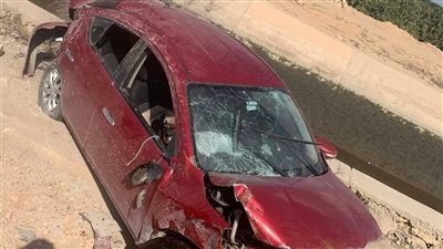 أسماء الـ9 مصابين في اصطدام ميكروباص بملاكى وانقلابه بترعة ناصر بالبحيرة