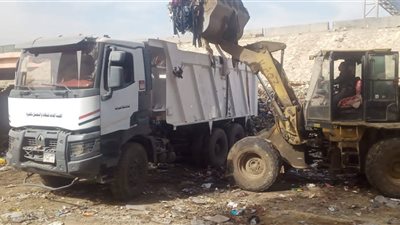 محافظة الجيزة ترفع 1060 طن مخلفات من أنفاق العشاروة بالعمرانية وبولاق الدكرور