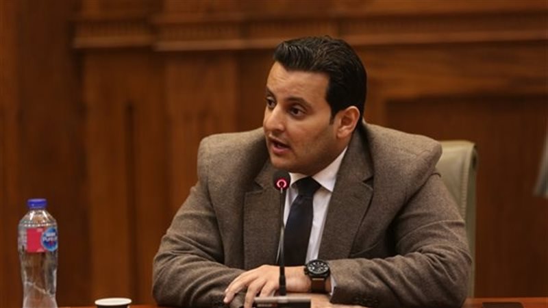 النائب أحمد سمير
