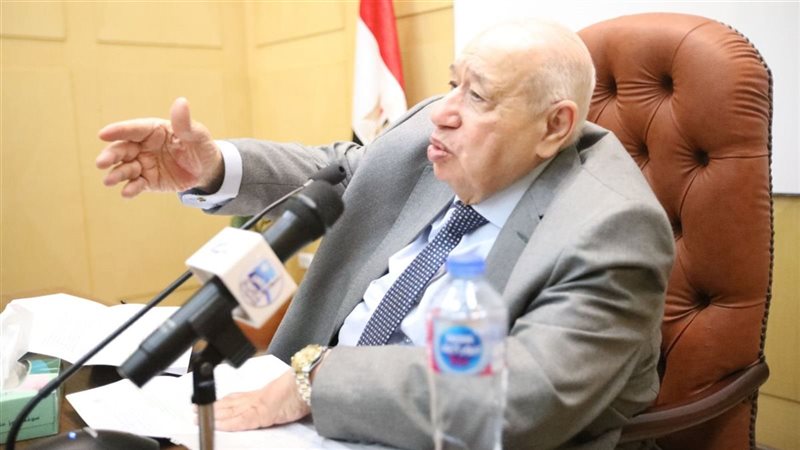 الدكتور محمد أبو
