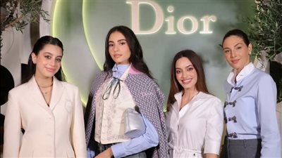 النجوم والنجمات يخطفون الأنظار في سحور ديور في دبي 