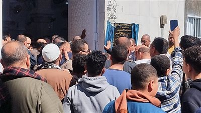 محافظ قنا يفتتح 