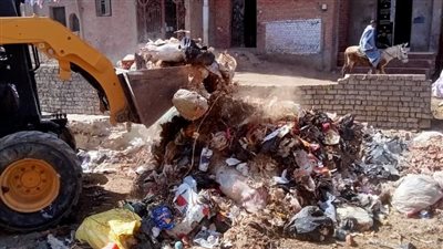حملات مكثفة للنظافة ورفع الإشغالات وتحسين المظهر الحضاري بمركز ومدينة إطسا