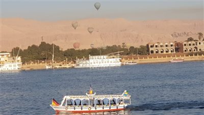 في ثالث أيام رمضان.. سماء الأقصر تتوهج بـ95 رحلة بالون تقل 2280 سائحًا