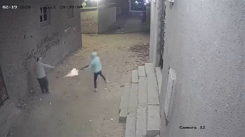 الاعتداء على اب ونجله