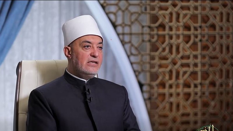 نظير عياد 