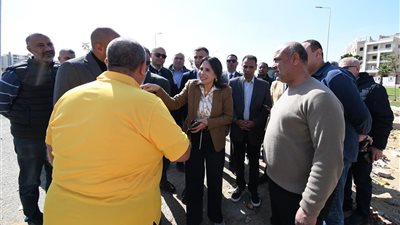 وزيرة الإسكان تتدخل فورًا لحل شكاوى المواطنين بمدينة الشروق