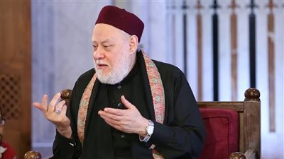 هل يجوز للخطيب أن يتكلم في السياسة؟.. علي جمعة يوضح