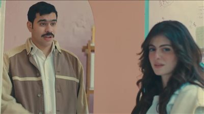 إحراج على  الهوا.. رد فعل أحمد رمزي على شائعات ارتباطه بـ «تارا عبود»