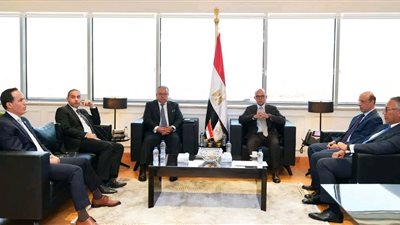 وزير التخطيط يبحث مع البنك الدولي تعزيز الشراكة الاستراتيجية لدعم خطط التنمية